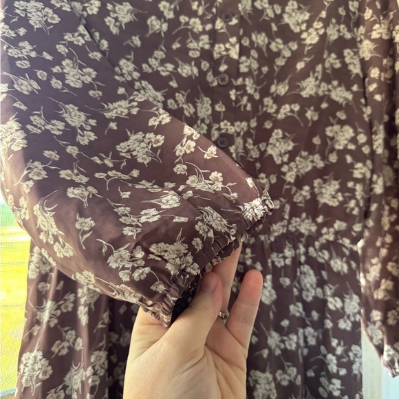 MAIN STREET EXCHANGE nursing friendly midi dress; women’s dresses - Picture 4 of 10